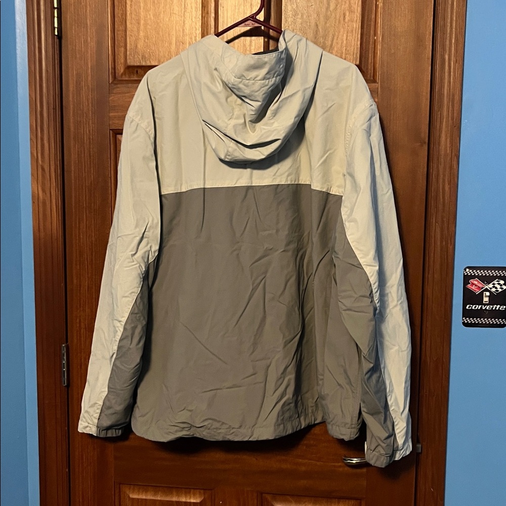 Carhartt Rain Defender jacket. Like new - Picture 2 of 6